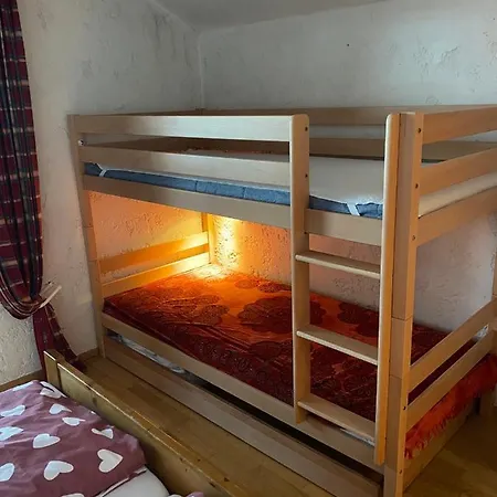 Kostolnik Apartment *